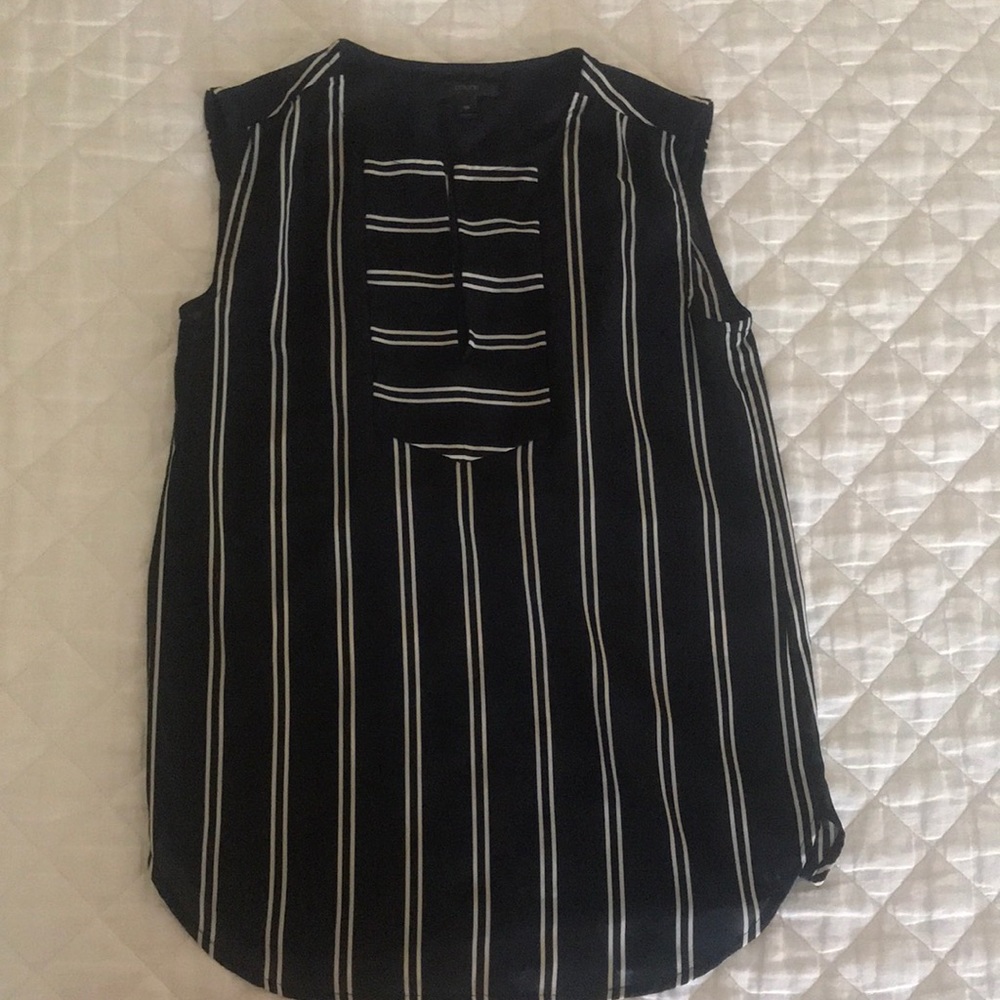 Jcrew polyester sleeves pin stripe blouse